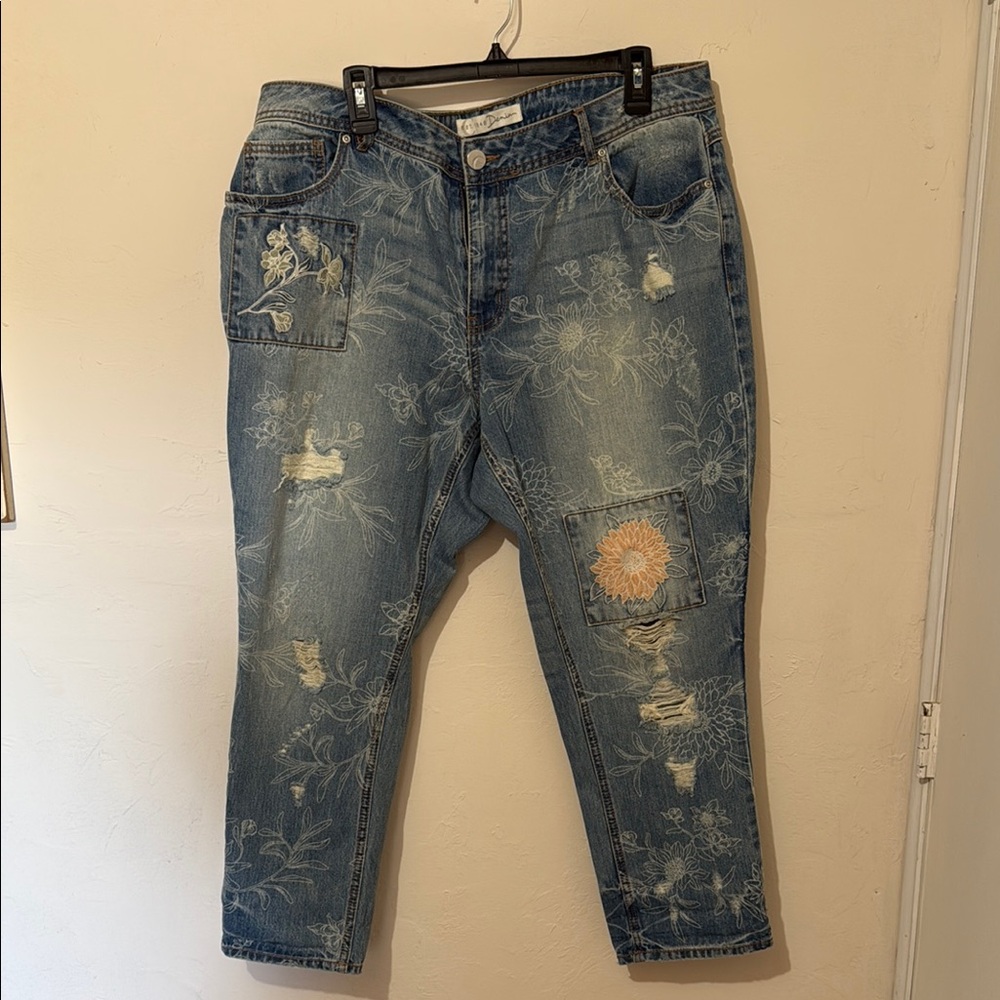 Floral Embroidered Blue Boyfriend Jeans